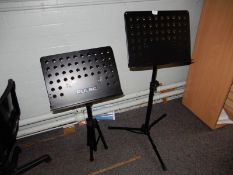 *2 Music Stands