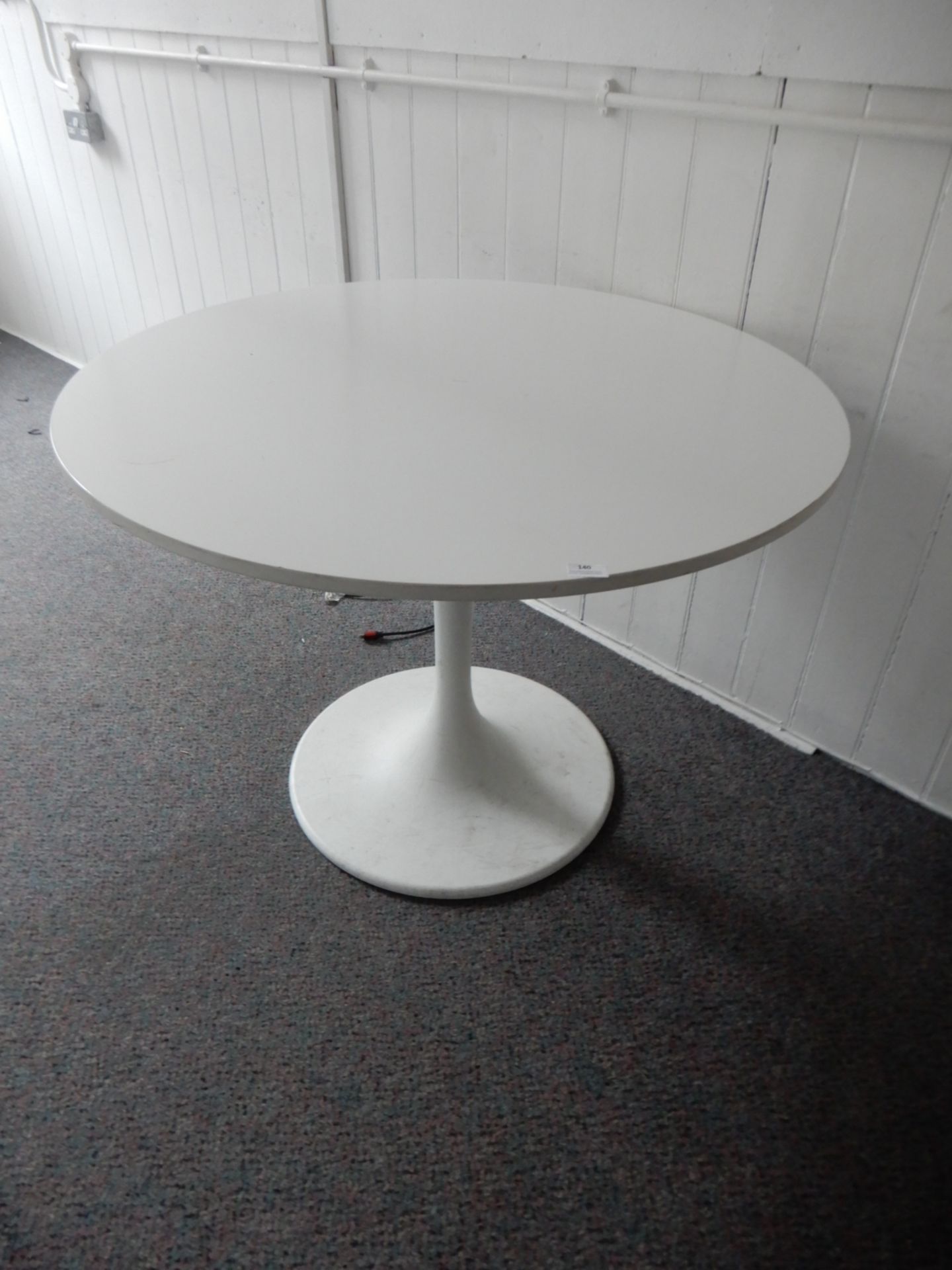 *Circular Tulip Style Table