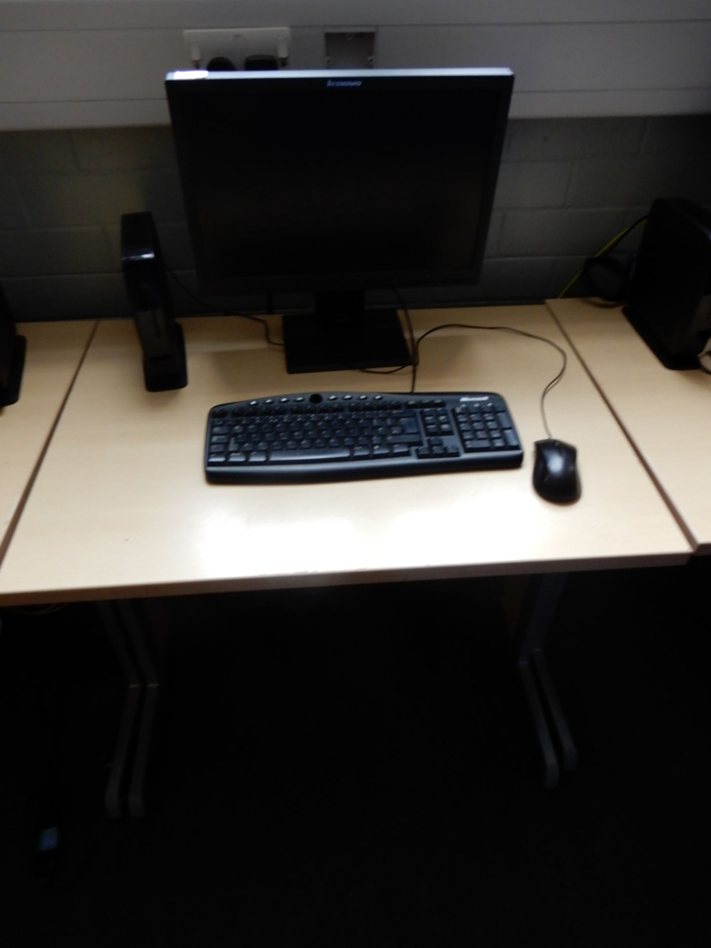 *AIGL Desktop PC with Monitor, Keyboard and Mouse - Image 2 of 2