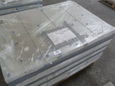 *Pallet of 100 Mirrored Cabinet Doors 30 by 80