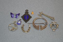Bag of Small Jewellery Items; Brooches, Fobs, etc. - Approx 41.4g