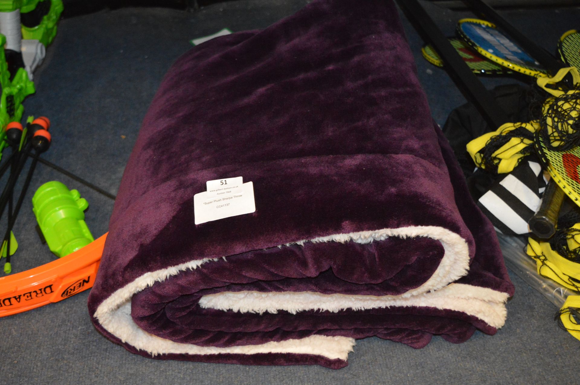 *Super Plush Sherpa Throw