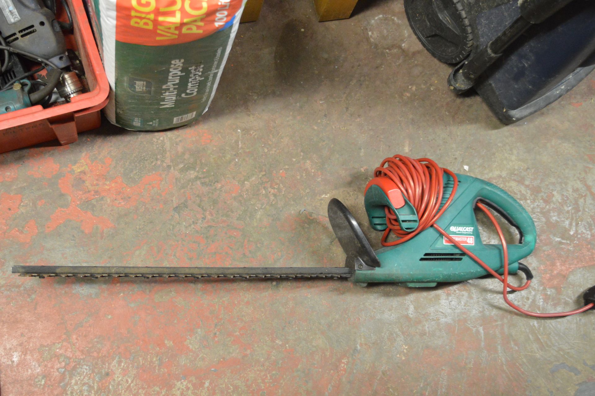 Qualcast Hedgemaster 48 Hedge Trimmer