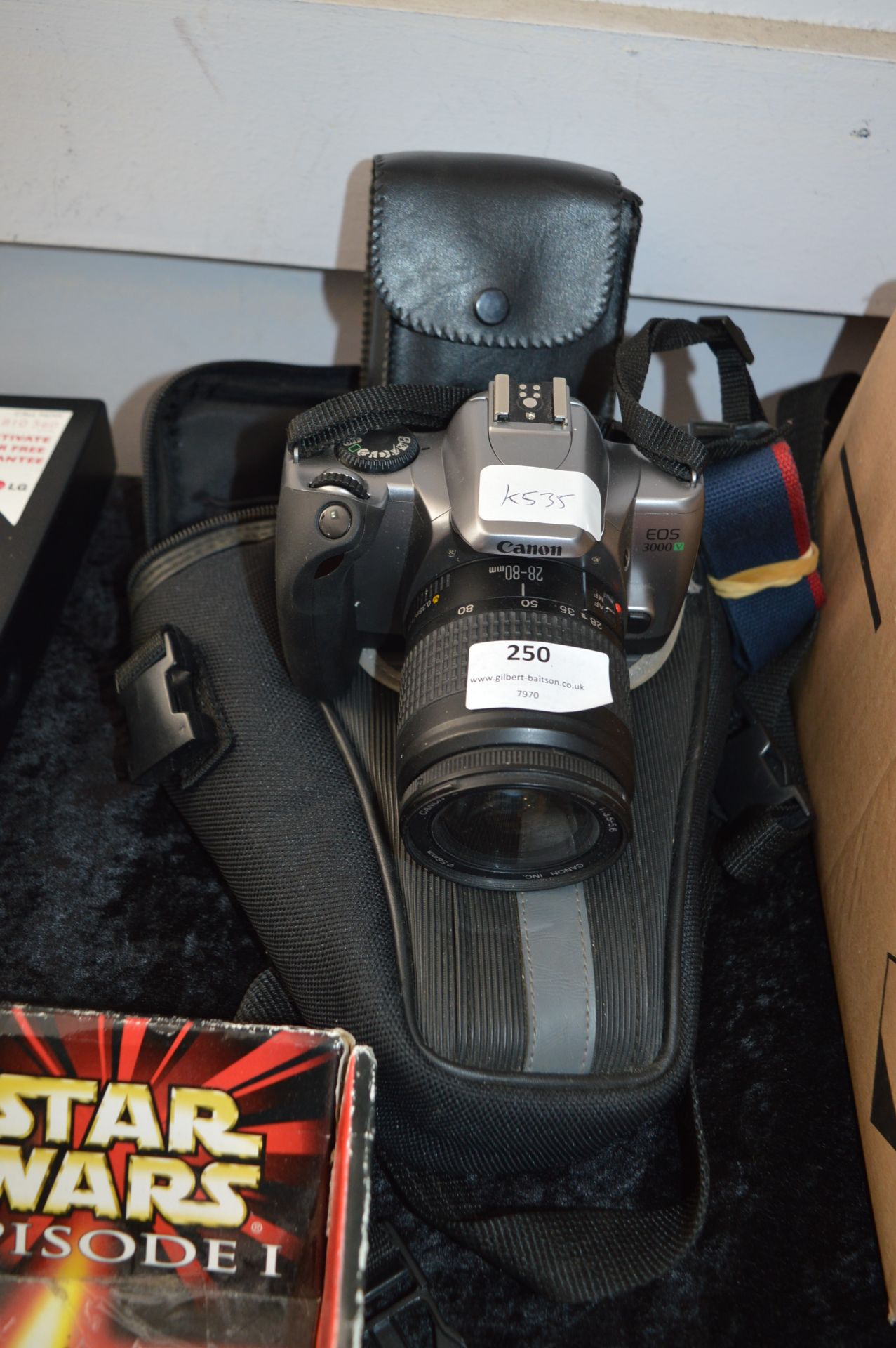 Canon EOS3000 with Flash Unit and Travel Case