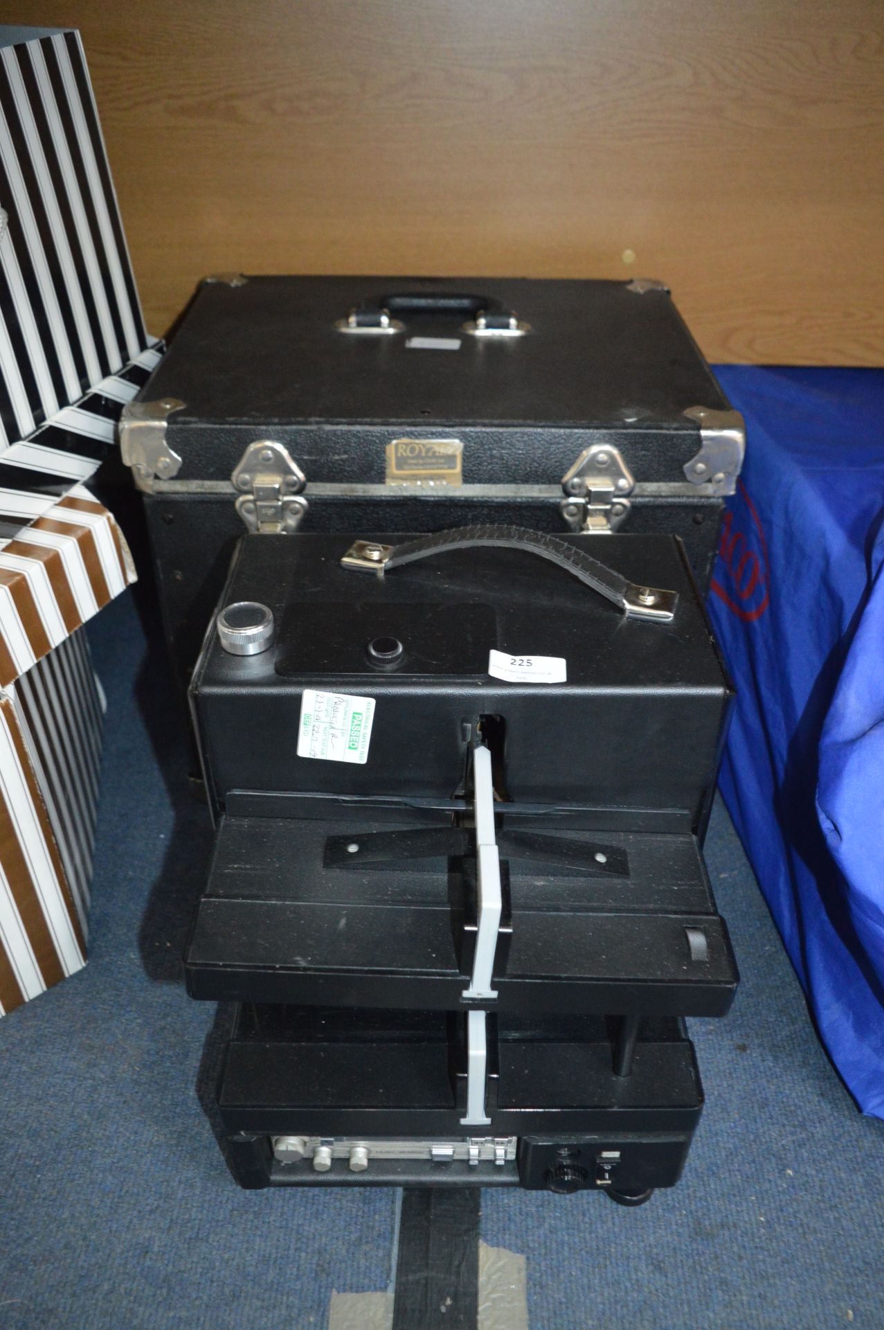 Royalle Projector with Travel Case