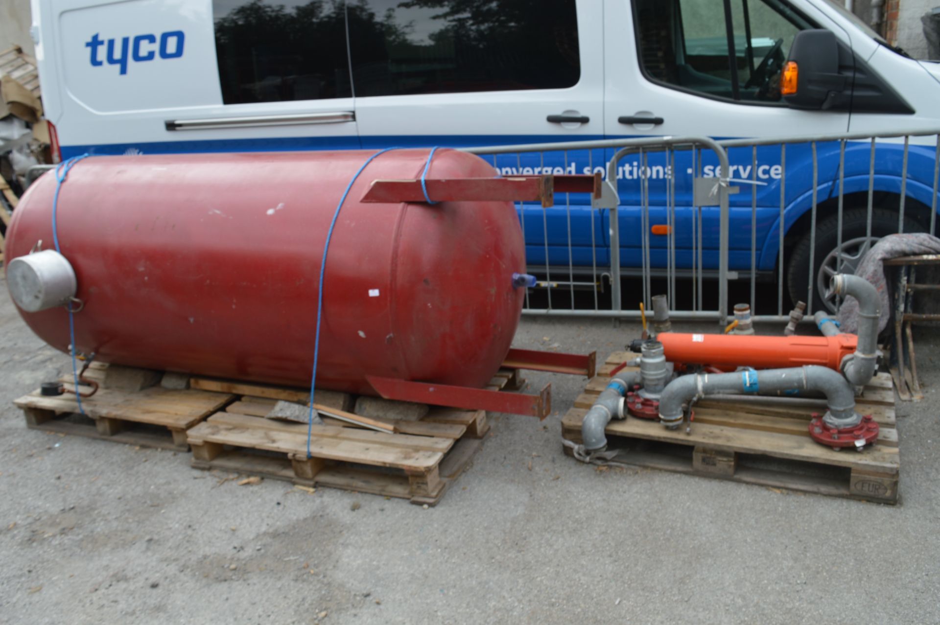 Large Industrial Steel Pressure Tank with Pipe Work