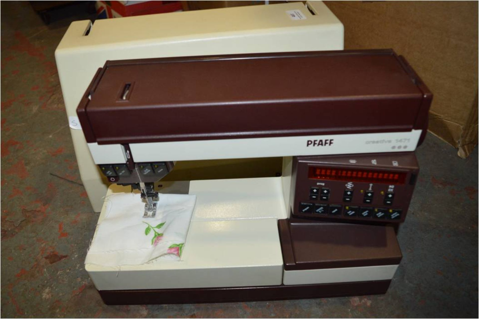 Pafaa Creative 1471 Sewing Machine