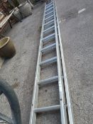 Extendable 24 Rung Aluminium Ladder