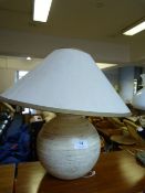 White Pottery Shabby Chic Style Table Lamp