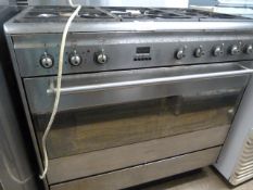 Smeg Five Ring Hob and Oven