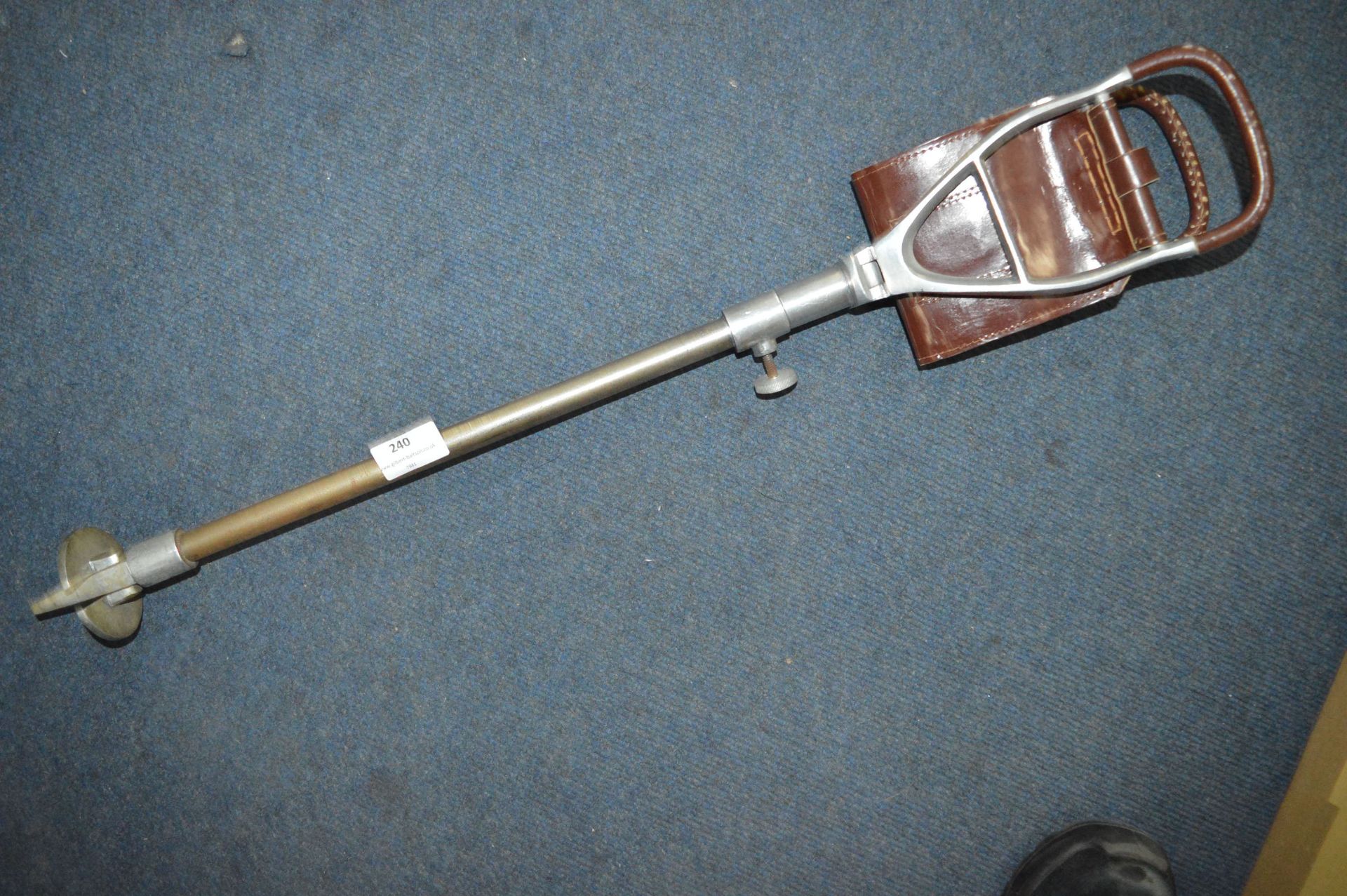 Shooting stick with Leather Seat