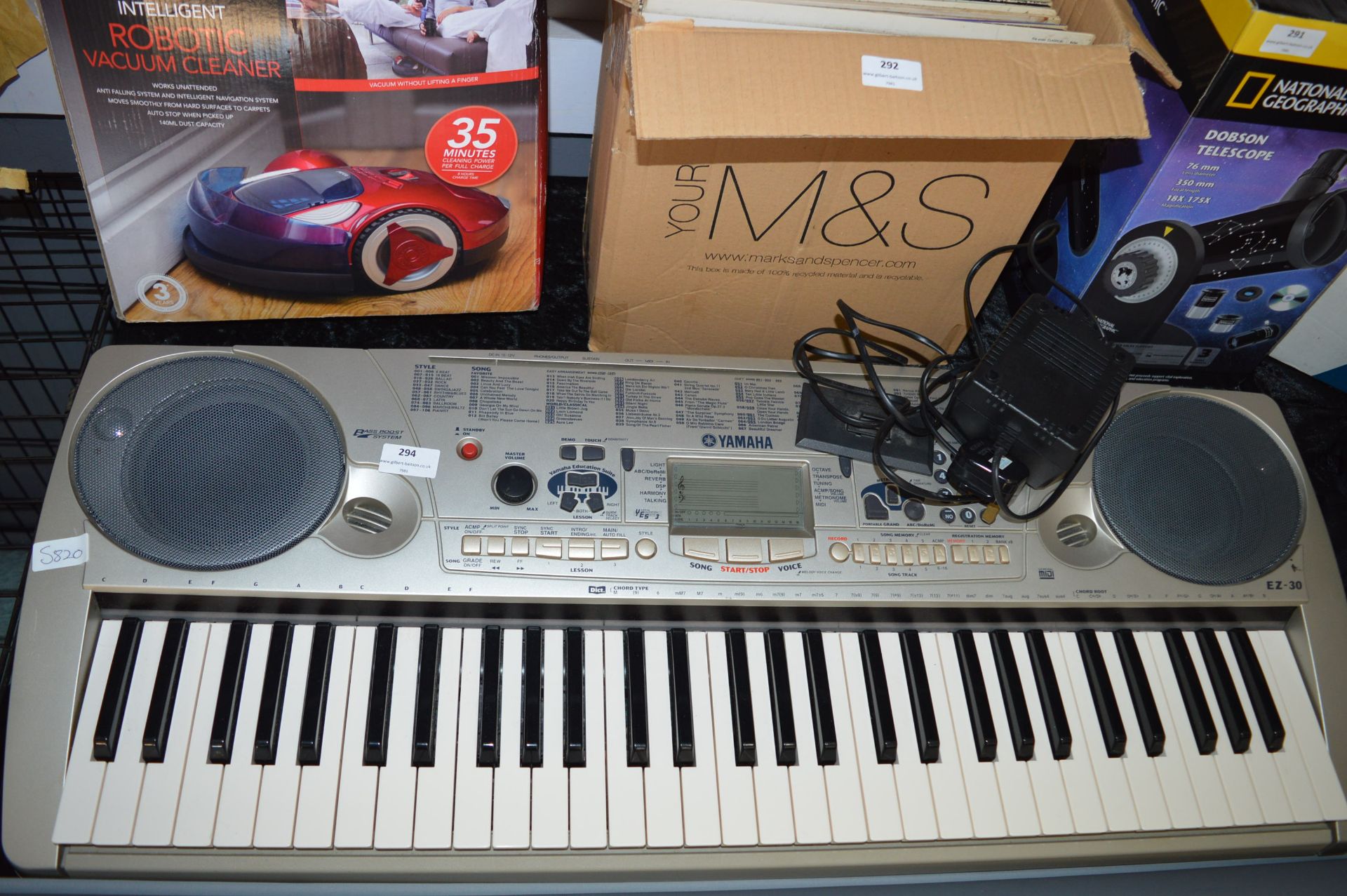 Yamaha EZ30 Electronic Keyboard