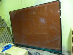 *Large Red Plastic Masking Screen 8ft x 6'4"