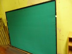 *Large Green Canvas Masking Screen 8ft x 6ft