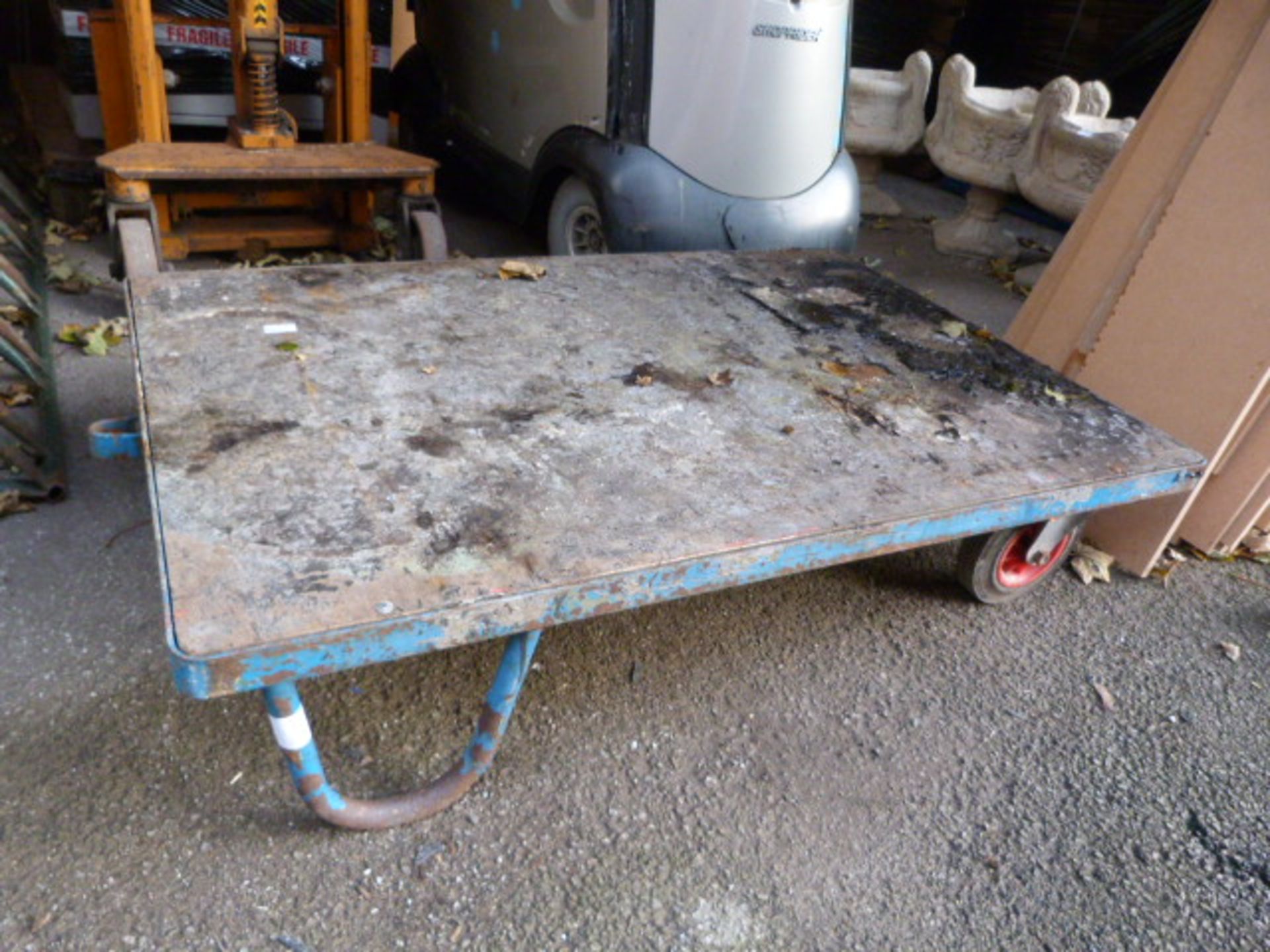 *Trolley Barrow 4'x32"