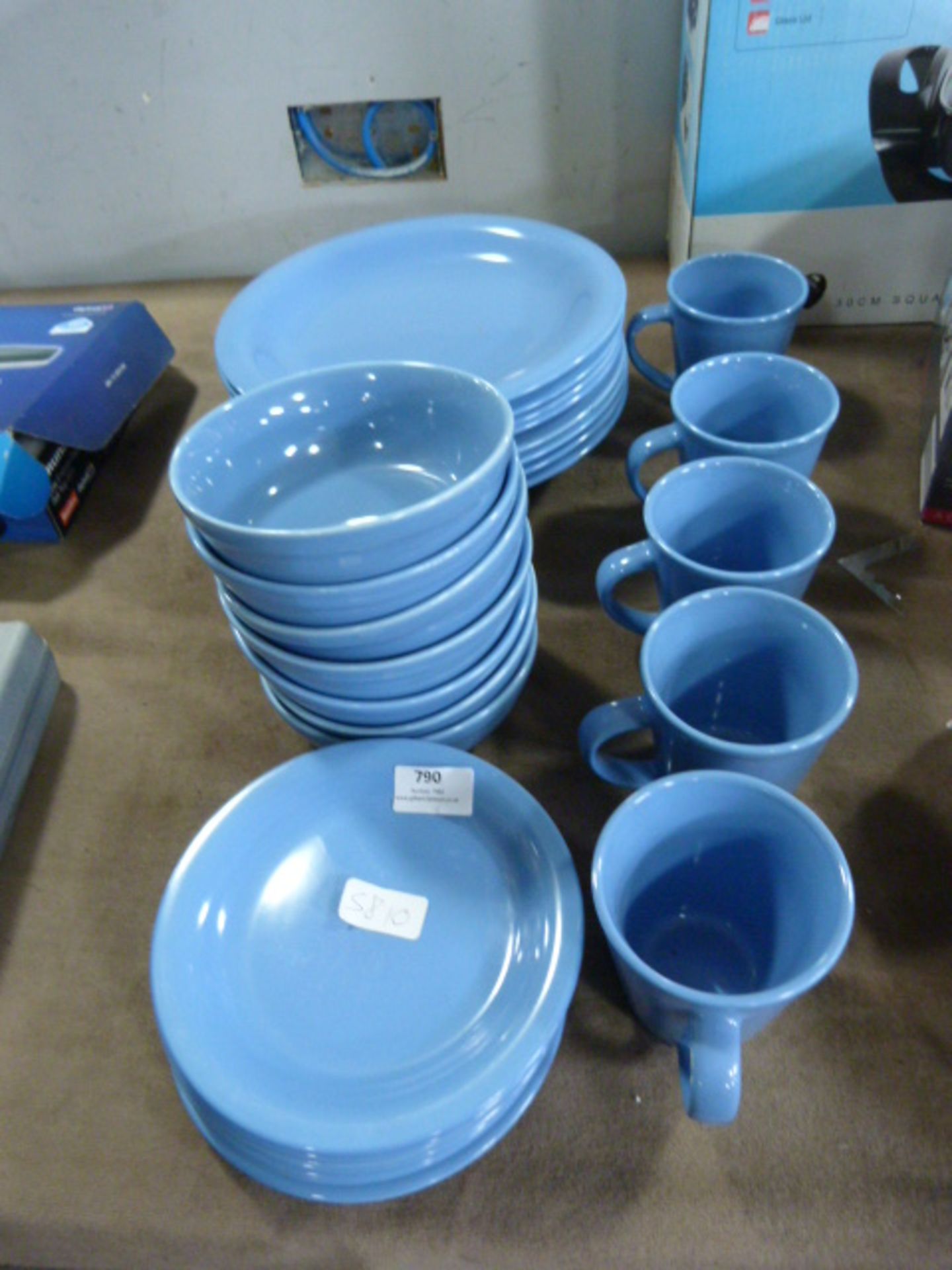 Tradewinds Blue Dinner & Tea Ware