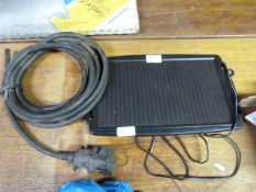 *12V Solar Panel and a LIghting Cable