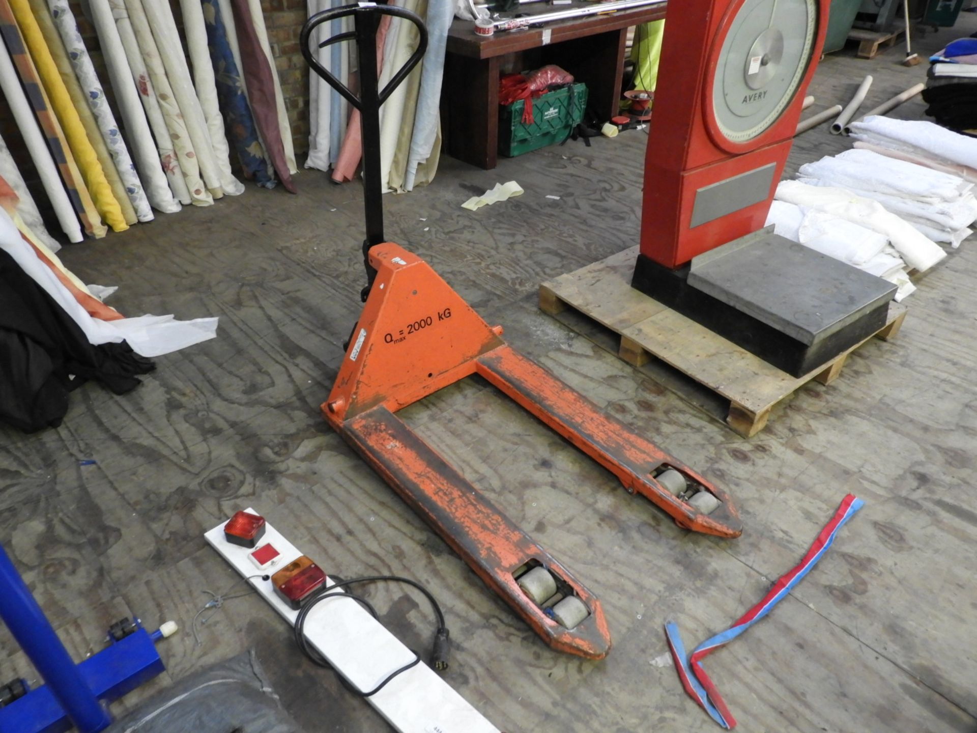 685x1000 Pallet Truck