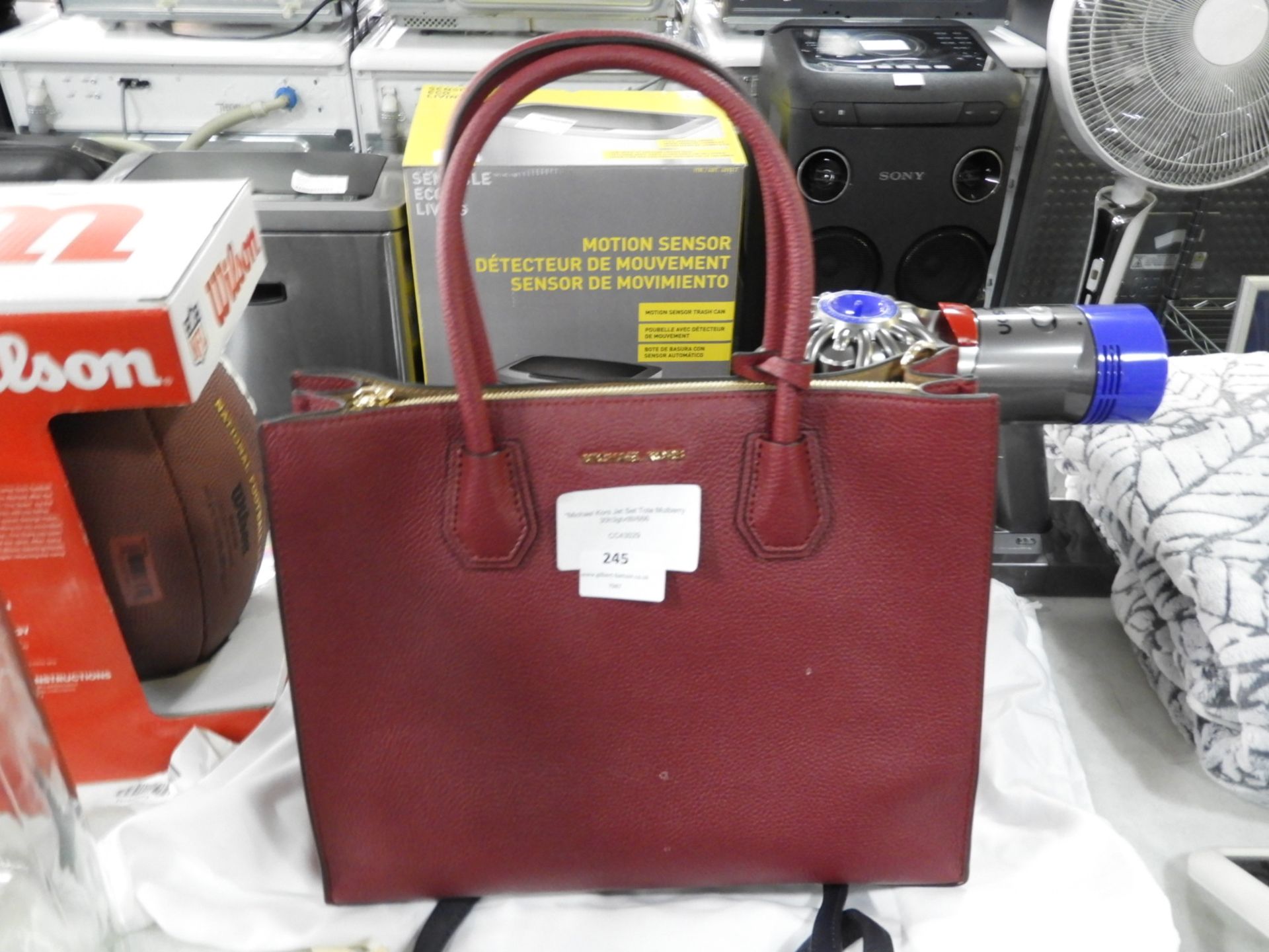 *Michael Kors Jet Set Mulberry Tote