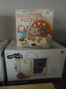 *Smallfoot Wooden Toy Rabbit Hutch and Wooden Toad