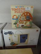 *Smallfoot Wooden Toy Rabbit Hutch and Wooden Toad