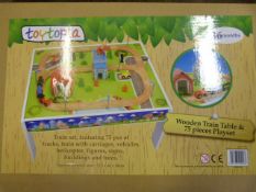 *Toytopia Wooden Train Table and 75 Piece Play Set