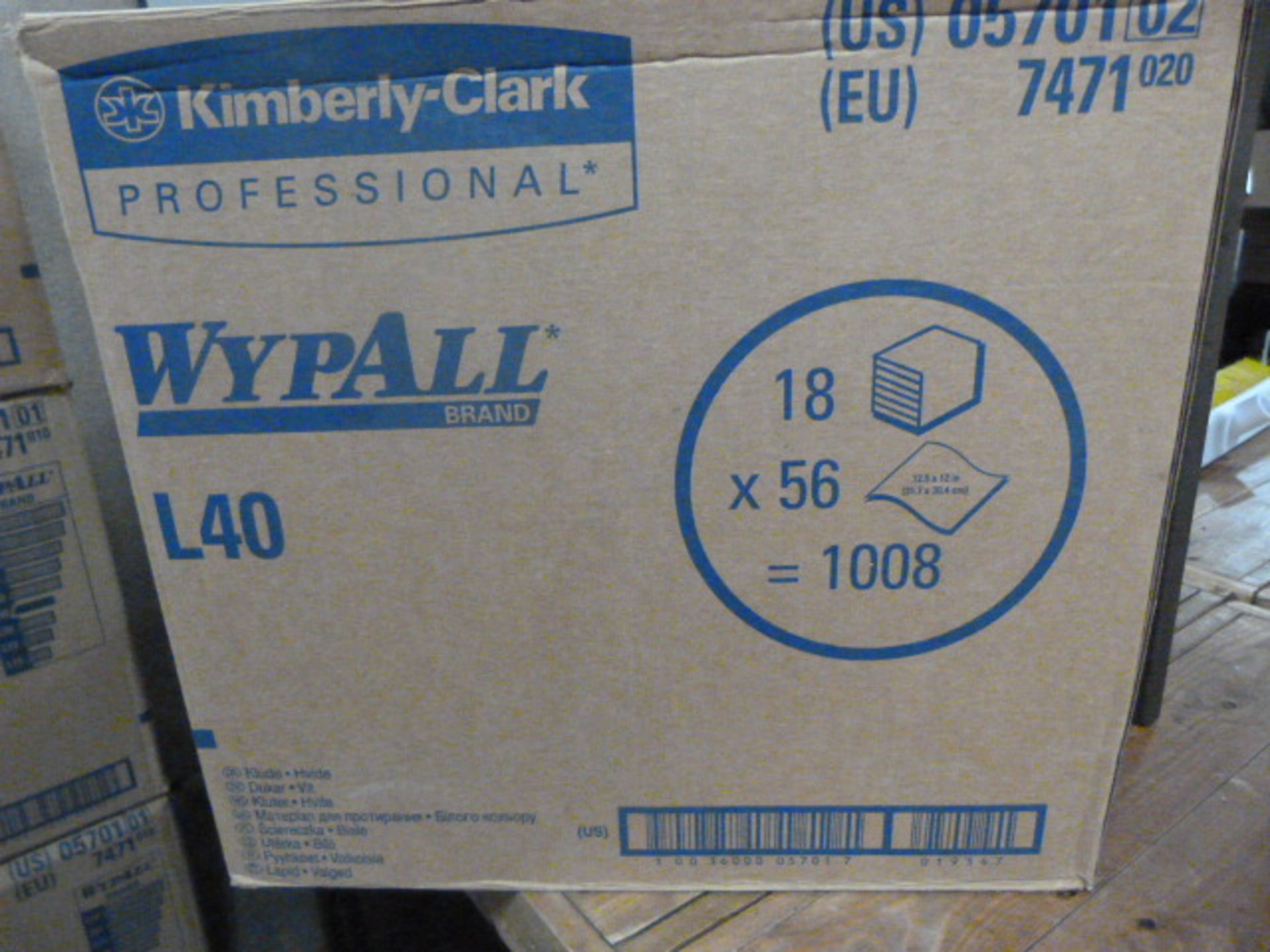 *Box Containing 18 Packs of 56 Wypall Kimberly Cla