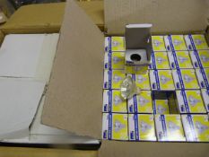 *Box of 200 Newlec NL250 Dichroic 12v Light Bulbs