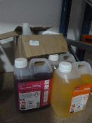 *3x2L Bottles of Cleaner Sanitiser and a Box of Sp