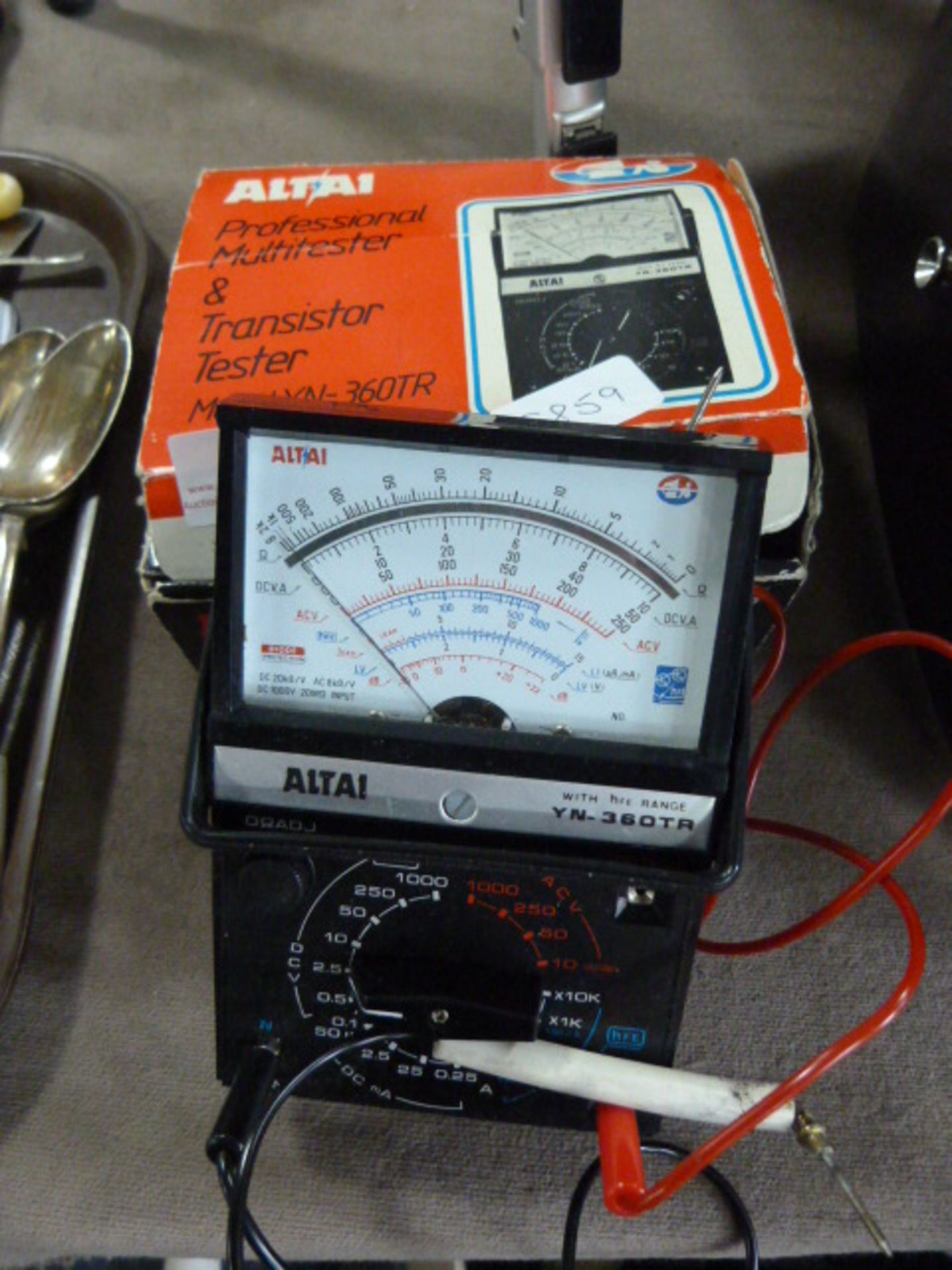 Altai Multimeter and Transistor Tester