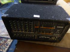 Yamaha EMX640 Powered Mixer