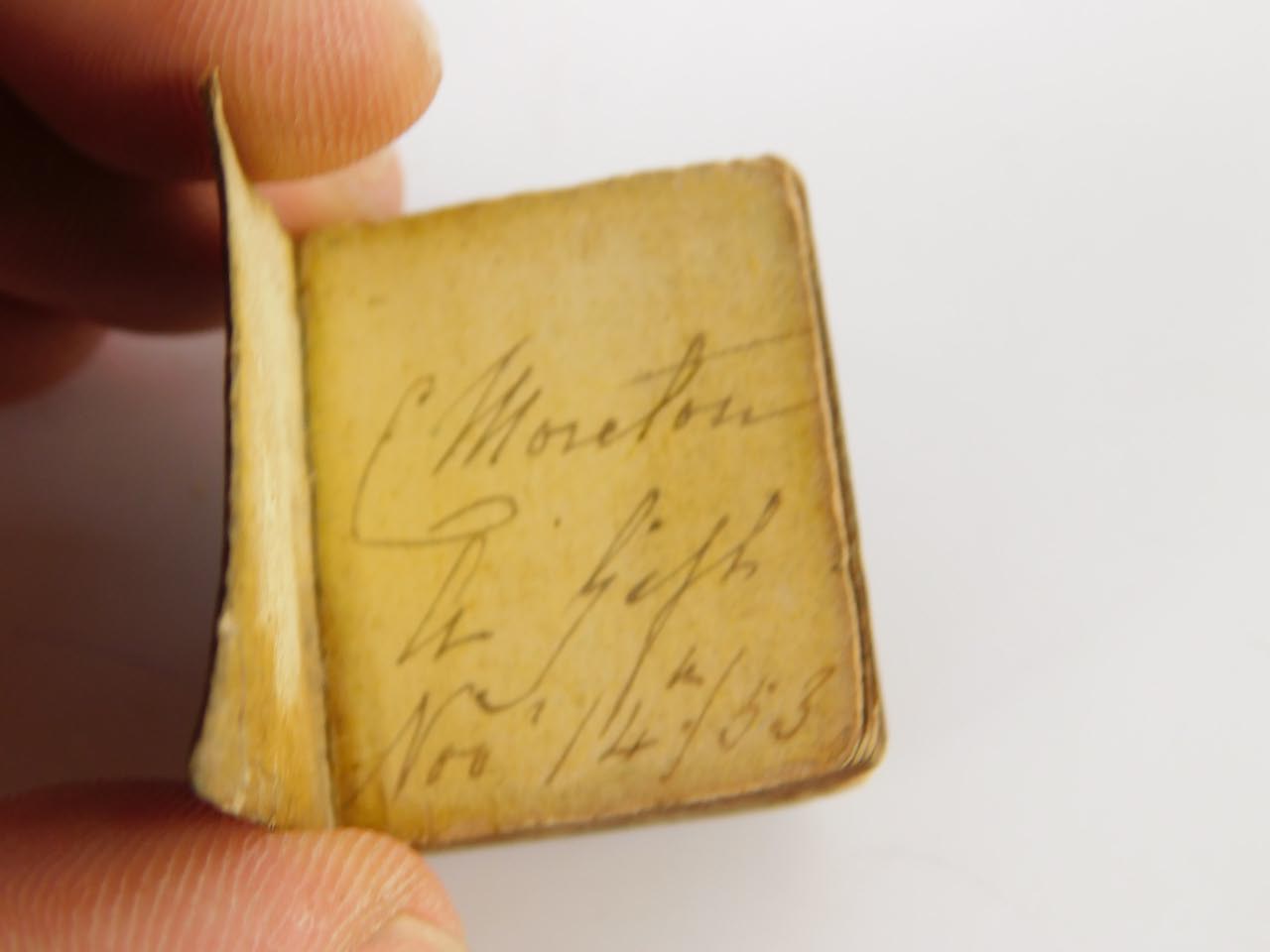 Miniature books.- A 1785 almanack, fine morocco binding with slip case, tooled in gilt; The Bijou - Bild 5 aus 5