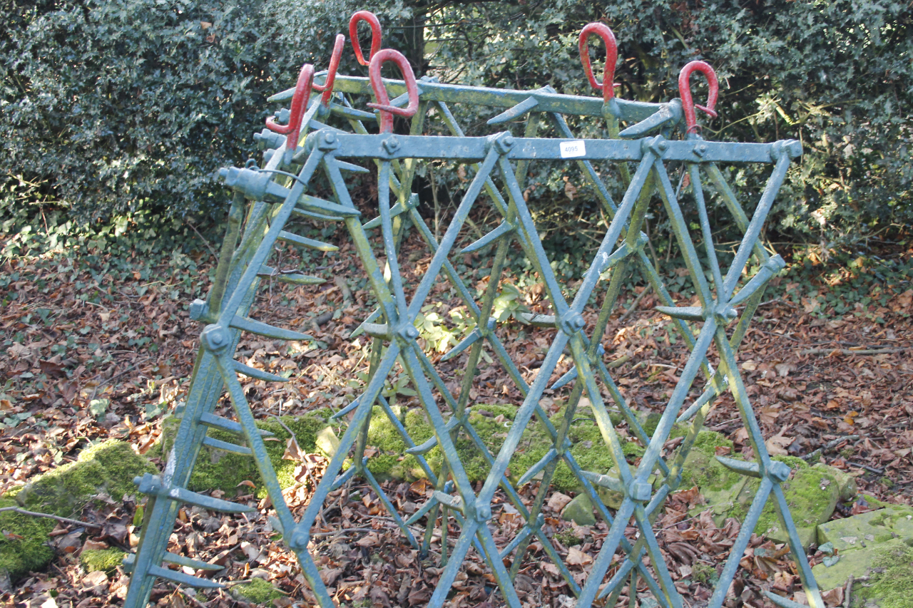 A 19thC cast iron farm harrow. - Bild 2 aus 2