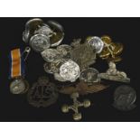 Miscellaneous items and militaria, etc., to include miniature WWI medals, buttons, badges, etc.