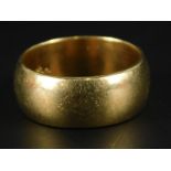 A 9ct gold thick wedding band, Maker H G & S, London assay, 7.1g.