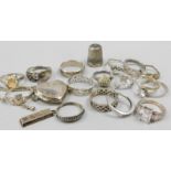 Various silver and other jewellery, to include dress rings, thimble, and a pendant and chain (qty).