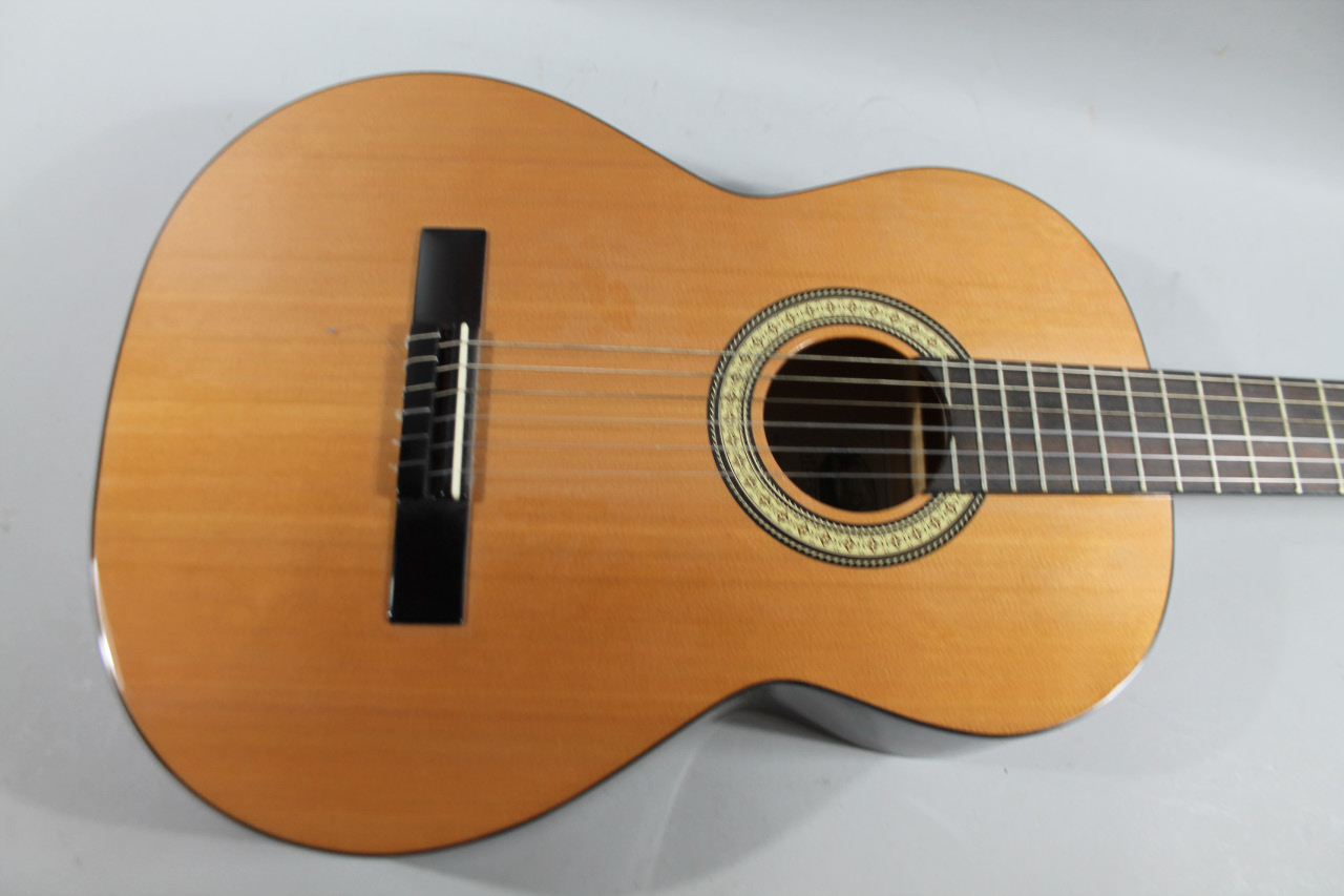 A Discovery Tanglewood acoustic six string guitar DVT44STNA, with interior label, 100cm wide. - Image 3 of 5