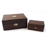 A 19thC rosewood jewellery box, of rectangular outline with mother of pearl style inlay to the