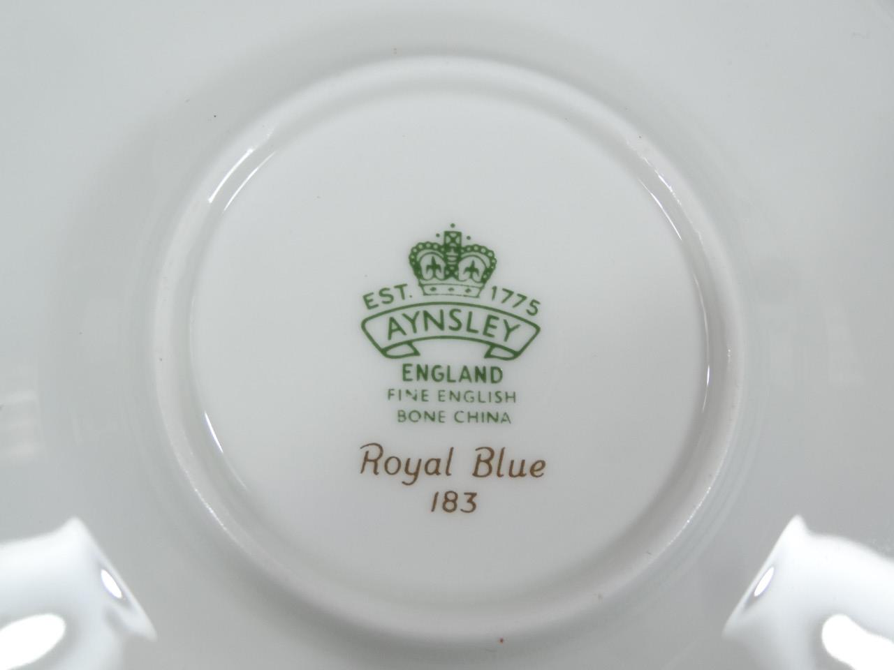 An Aynsley Royal Blue pattern part tea service, comprising seven cups and eight saucers, 14cm - Image 3 of 3