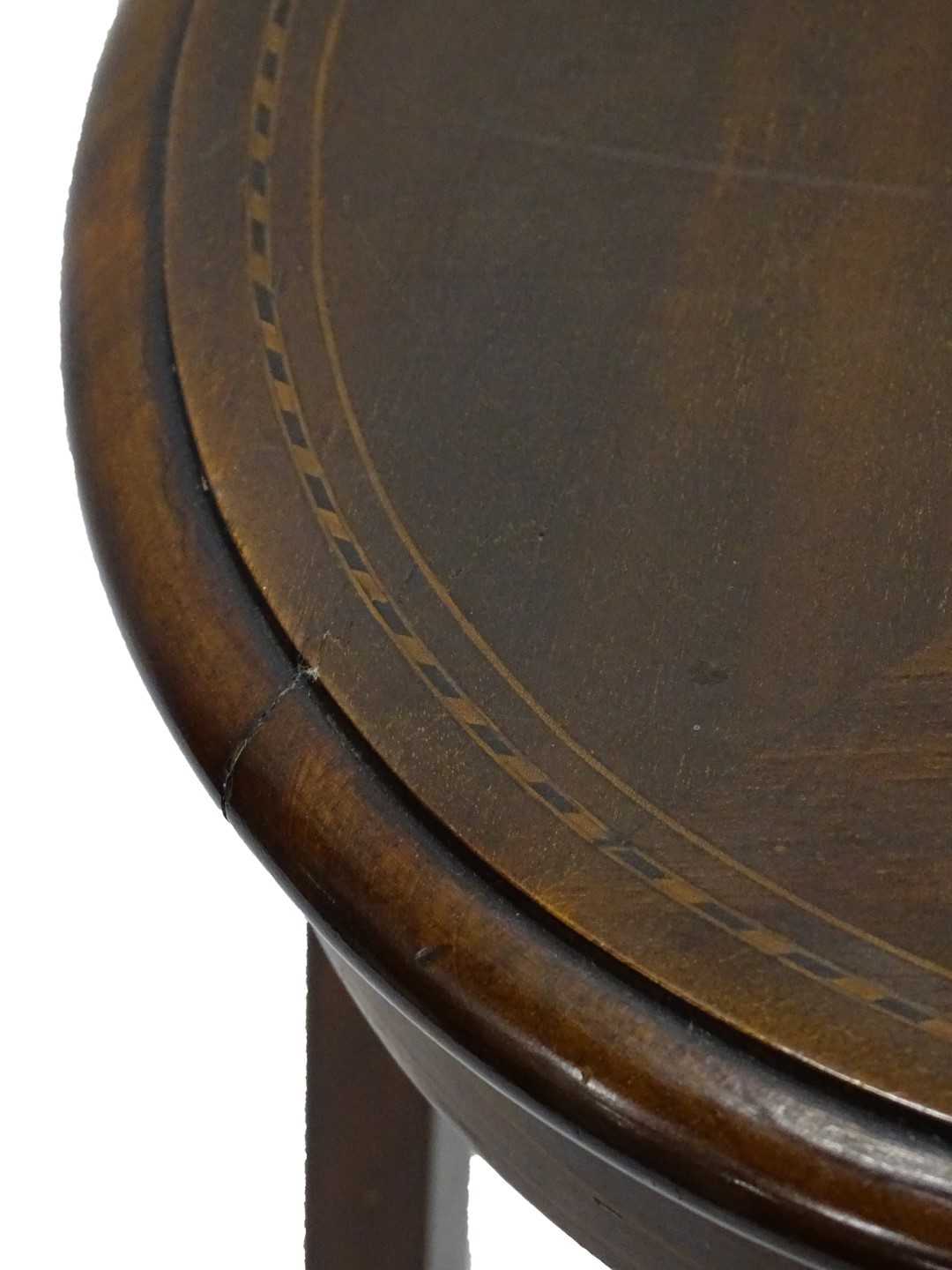 An Edwardian mahogany and chequer banded oval occasional table, the quarter veneered top with - Image 2 of 2