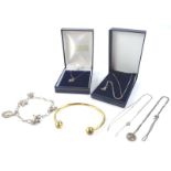 Various items of silver and silver plated jewellery, to include two silver pendants and chains, a St