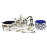 A collection of small silver, to include a lozenge shaped mustard pot and open salt with blue