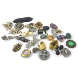 Costume jewellery brooches, to include leaf spray brooch, paste stone set Victorian style bow