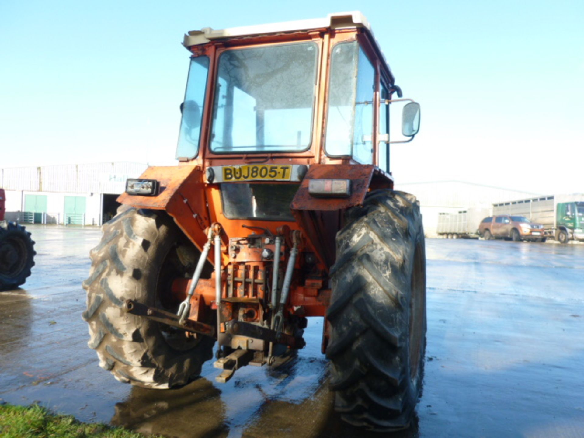 RENAULT 2WD TRACTOR - Image 2 of 6