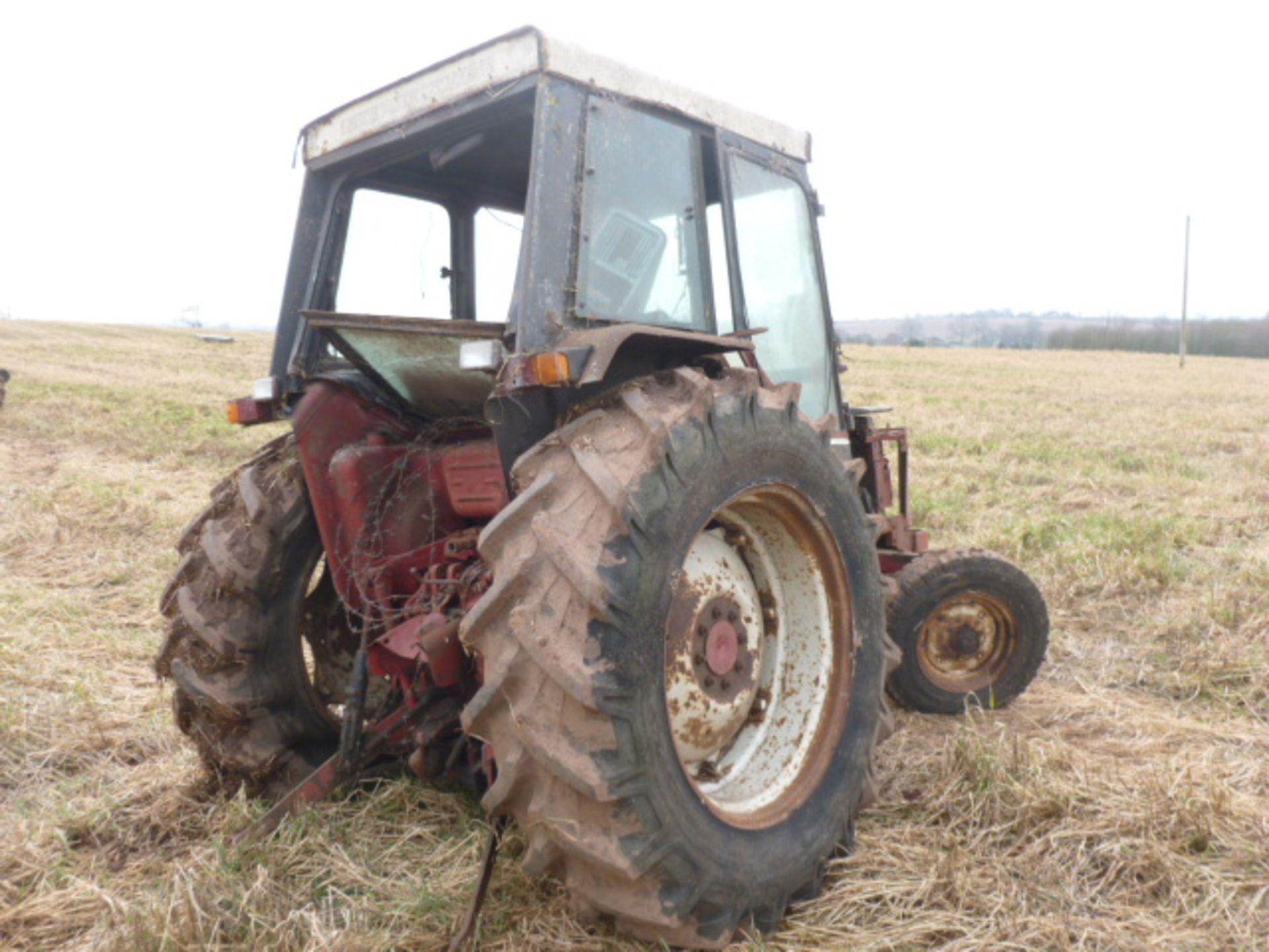 INTERNATIONAL  474 TRACTOR - SPARES - Image 4 of 4