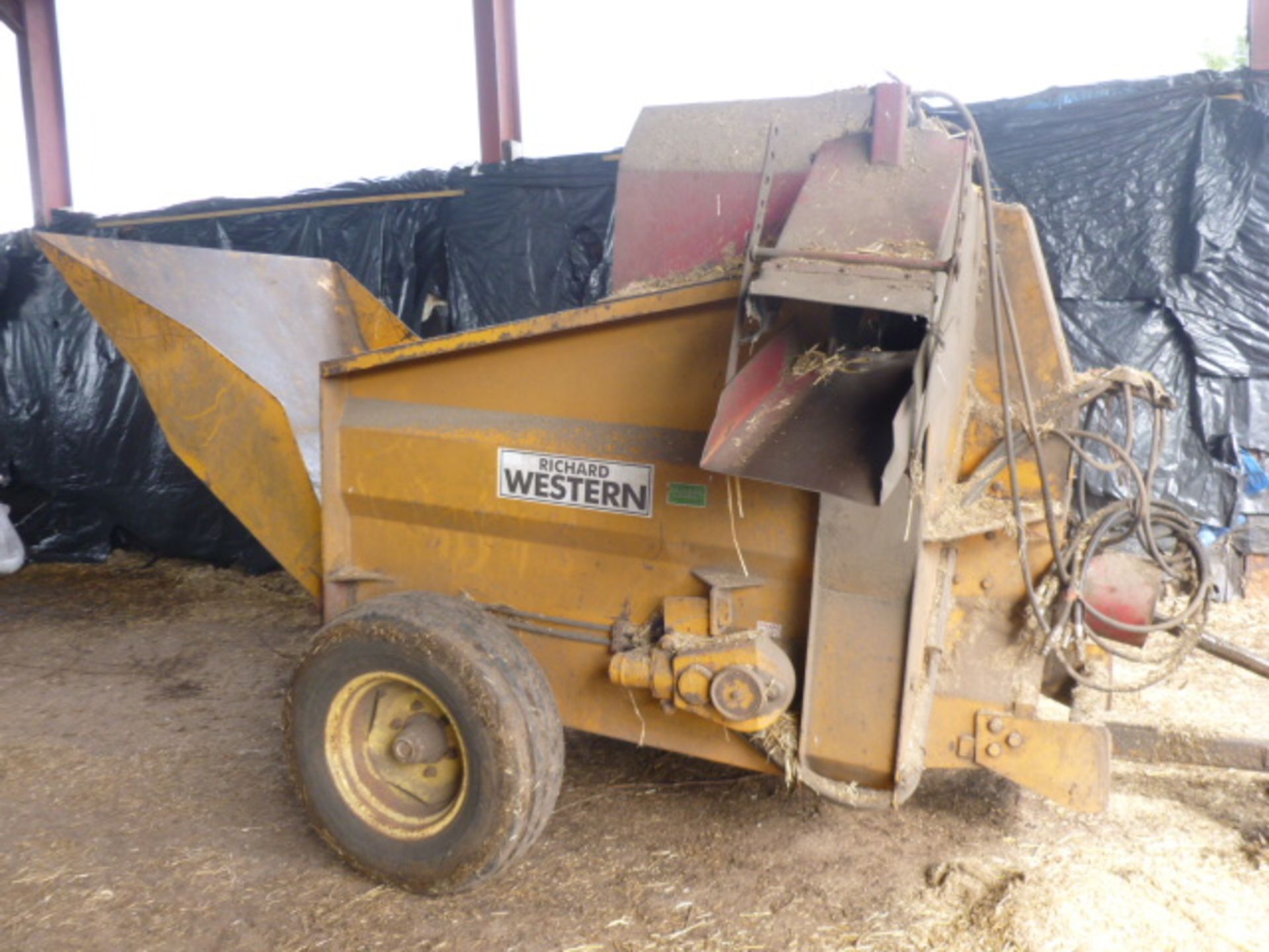 RICHARD WESTERN BIG BALE STRAW CHOPPER