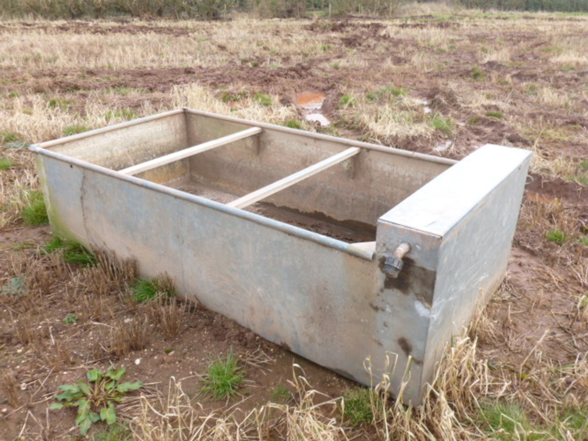 GALVANISED WATER TANK - Image 2 of 2