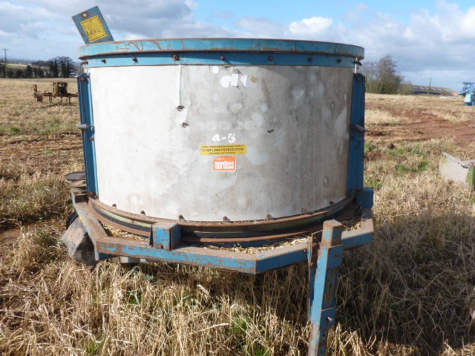 KIDD ROUND BALE CHOPPER - Image 3 of 3