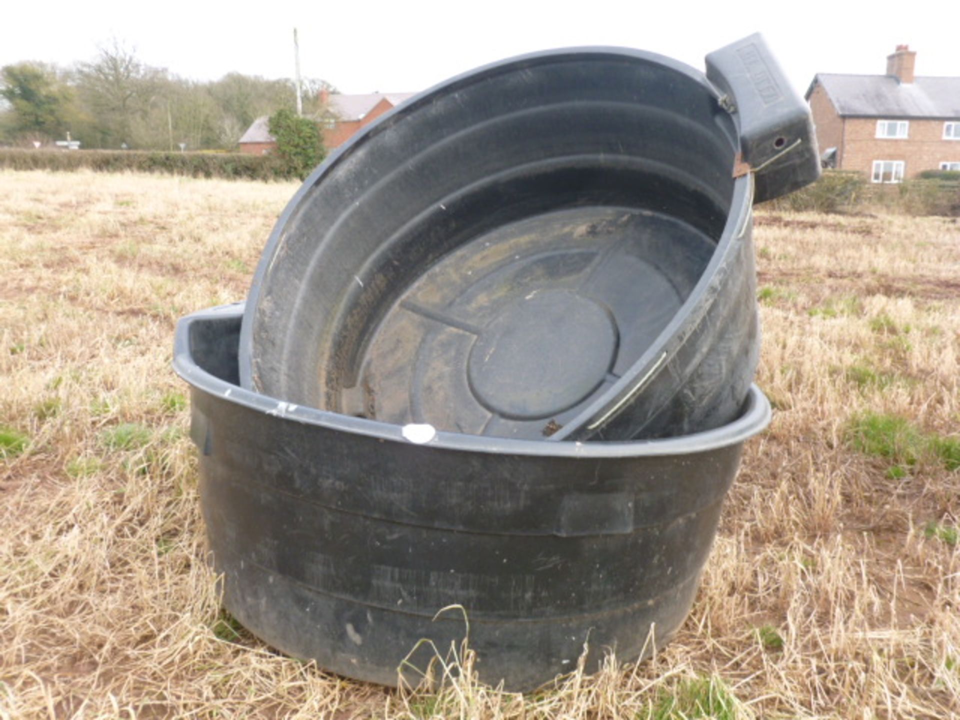 LARGE CIRCULAR PLASTIC WATER TROUGH