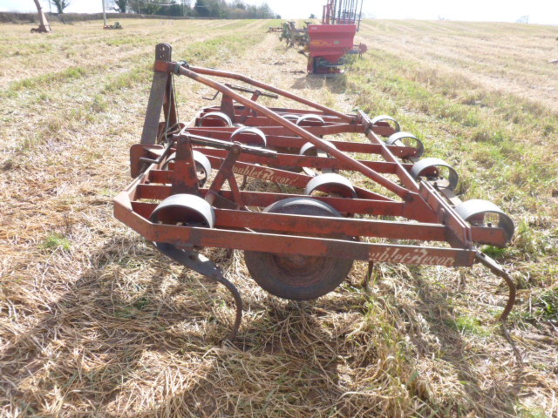DOUBLET RECORD HD SPRING TINE CULTIVATOR - Image 3 of 3